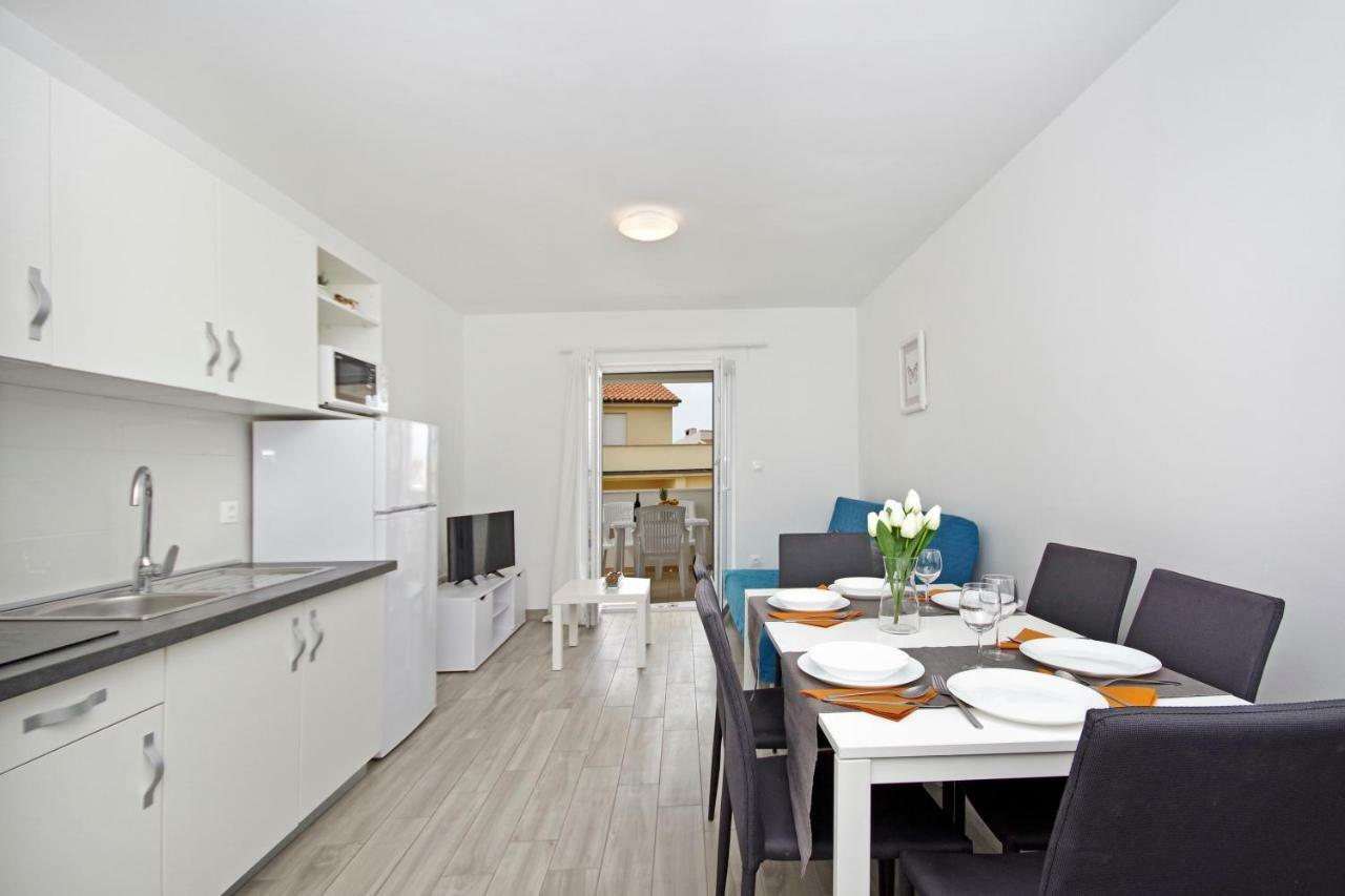 Apartments Frado Novalja Luaran gambar